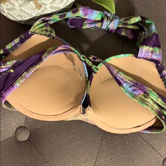 Victoria’s Secret Watercolor Bombshell Bikini Top - Picture 4 of 5